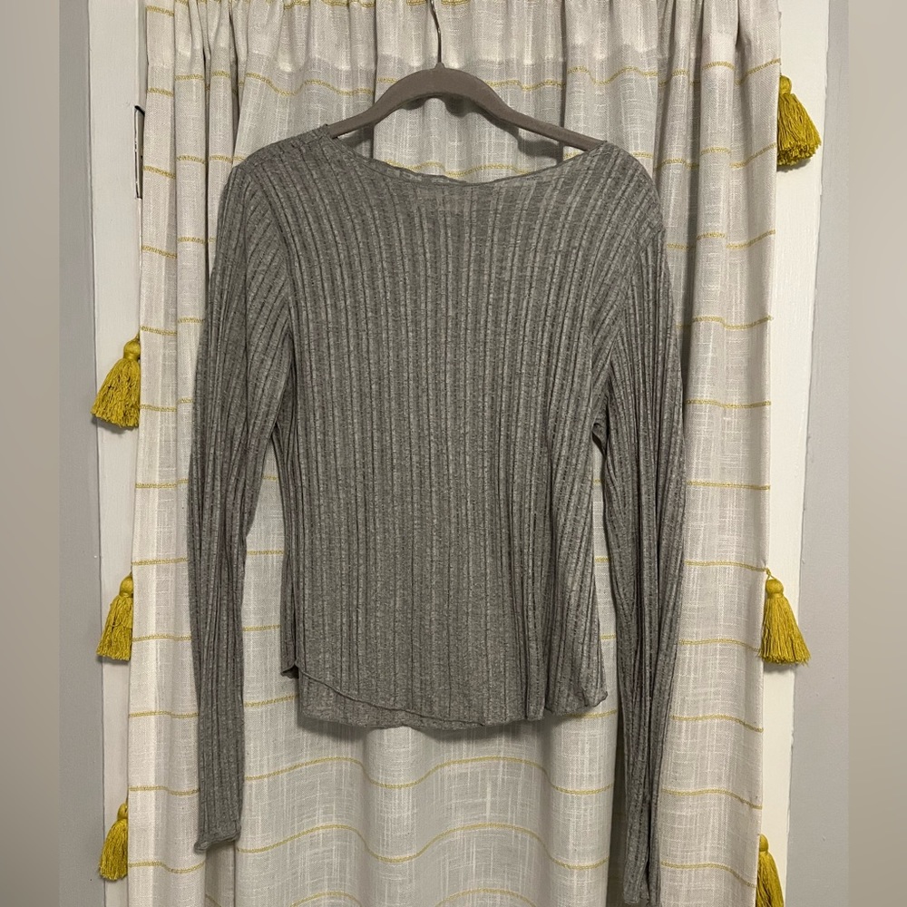 Natural life layering too. Perfect condition.